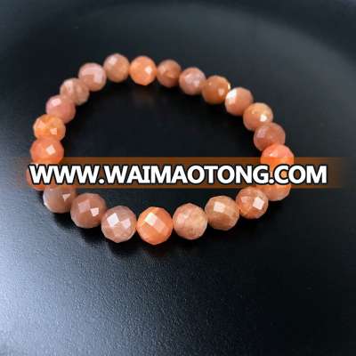 Top quality 64faceted natural sunstone 8mm round bead bracelet